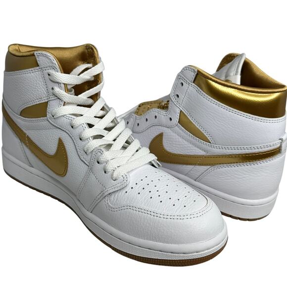 💎✨NEW IN BOX✨💎NIKE Air Jordan 1 Retro HIgh OG (GS) Mettalic Gold - Picture 2 of 7